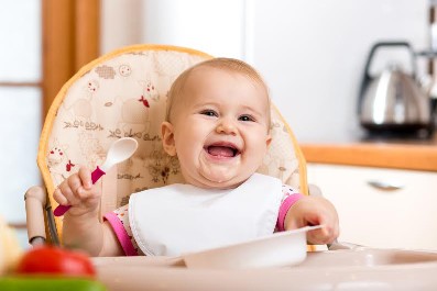 L’alimentation à la crèche après 6 mois